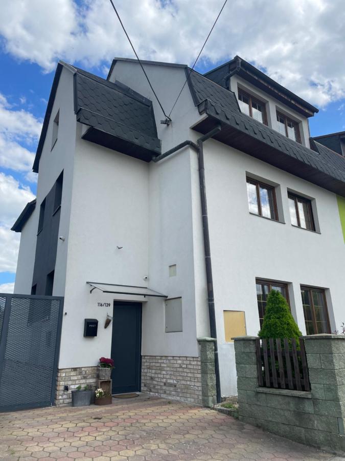 Apartment Dubnica-Prejta 2 Dubnica nad Váhom Екстериор снимка