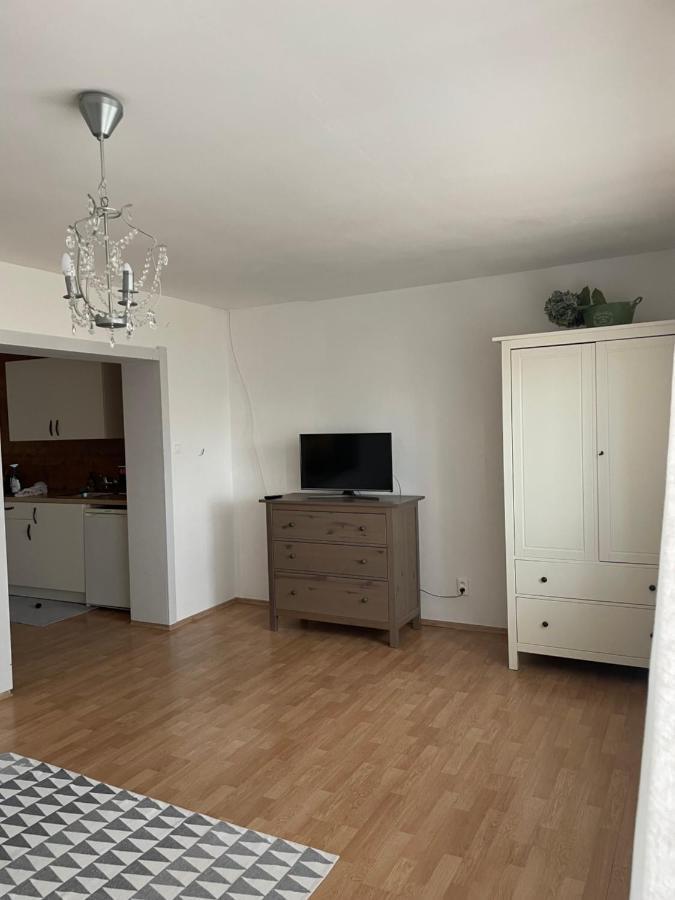 Apartment Dubnica-Prejta 2 Dubnica nad Váhom Екстериор снимка