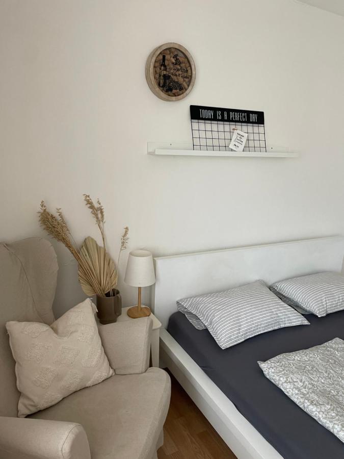 Apartment Dubnica-Prejta 2 Dubnica nad Váhom Екстериор снимка